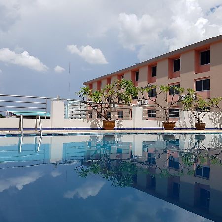 K.S.Pavilion Hotel Nakhonratchasima Buitenkant foto