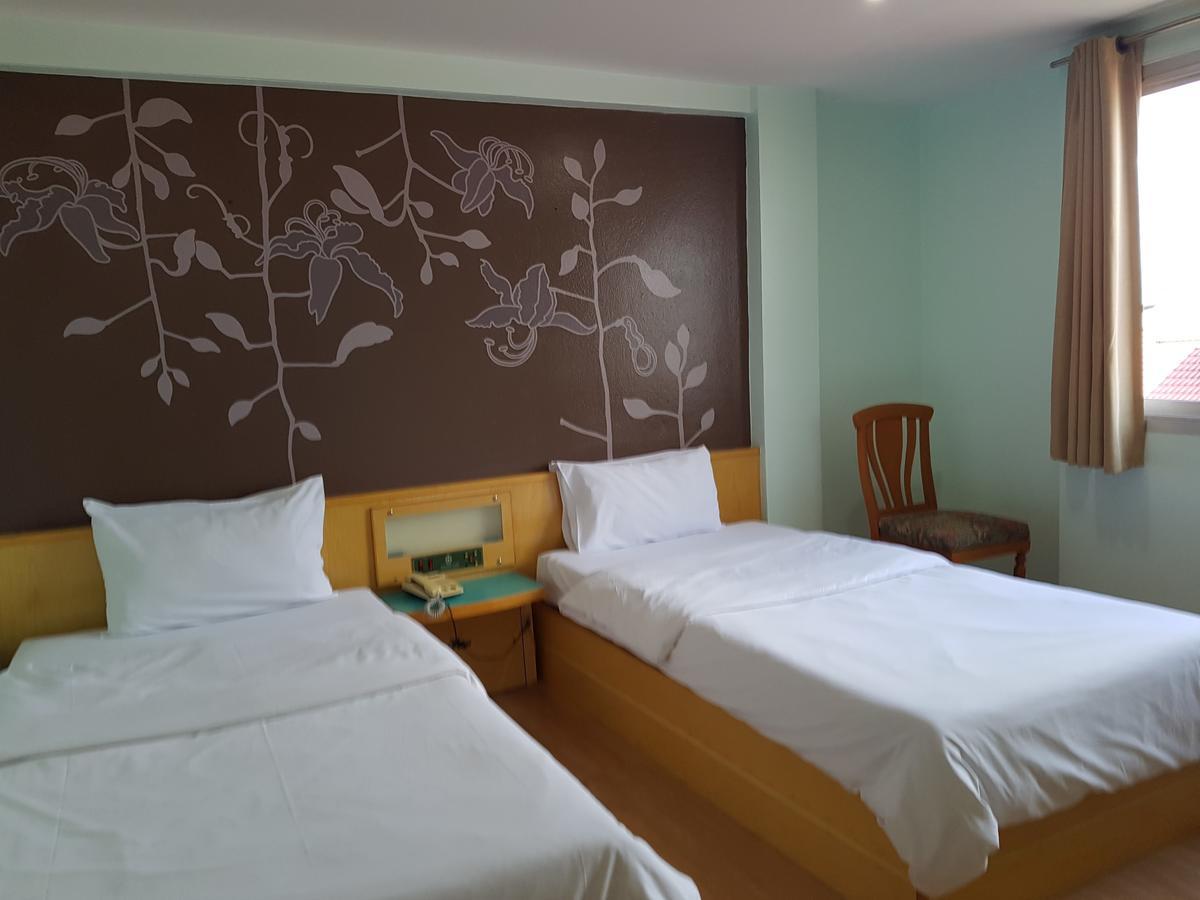 K.S.Pavilion Hotel Nakhonratchasima Buitenkant foto