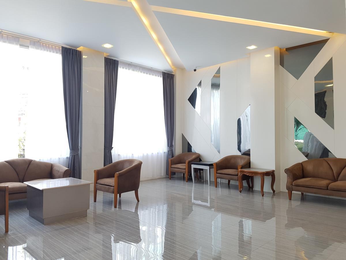 K.S.Pavilion Hotel Nakhonratchasima Buitenkant foto