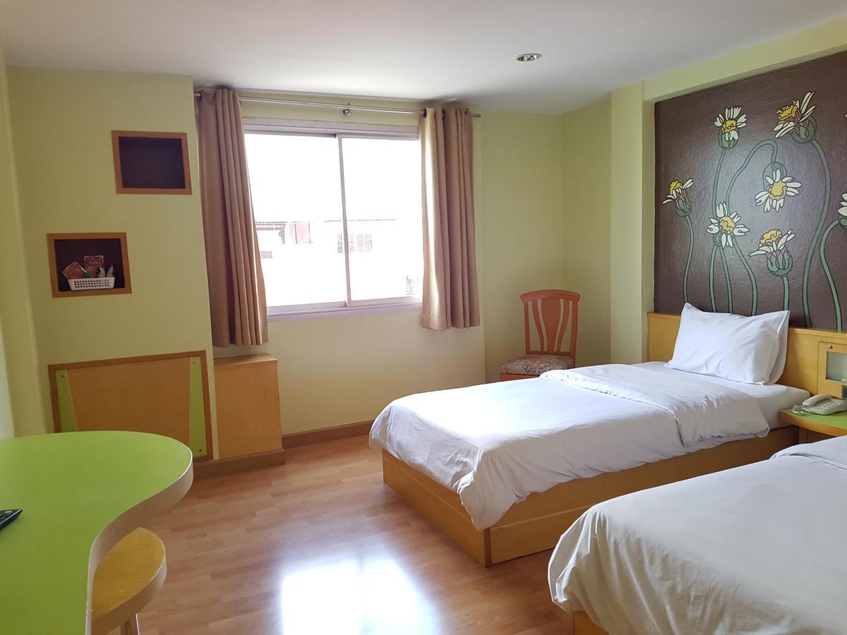 K.S.Pavilion Hotel Nakhonratchasima Buitenkant foto